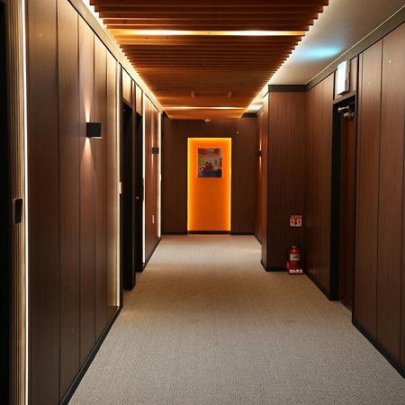 Hotel Icc Тэджон Экстерьер фото