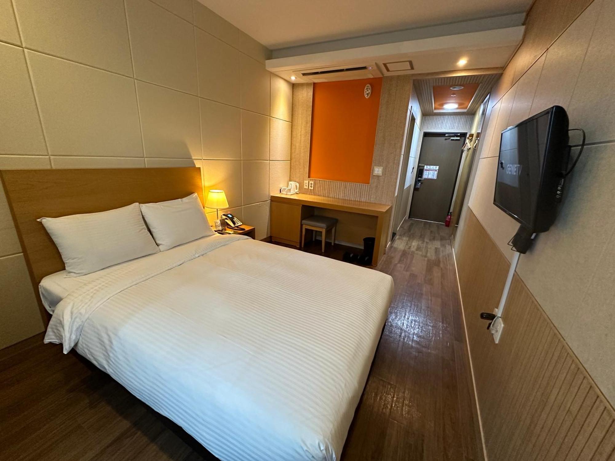 Hotel Icc Тэджон Экстерьер фото